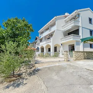 Mate Apartman Sveti Petar (Zadar)